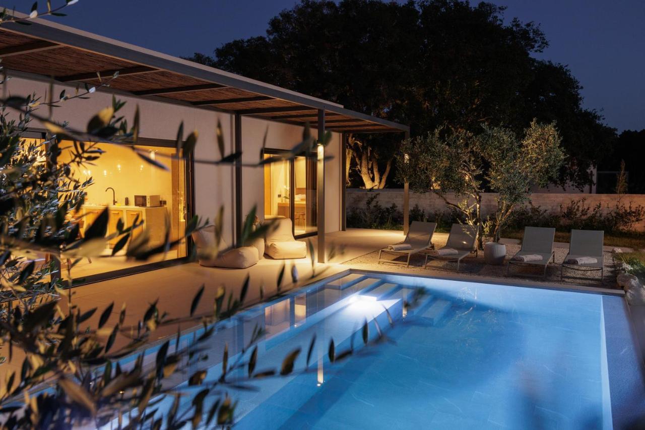 Paloubi Estate Villa Sinarades Exterior photo